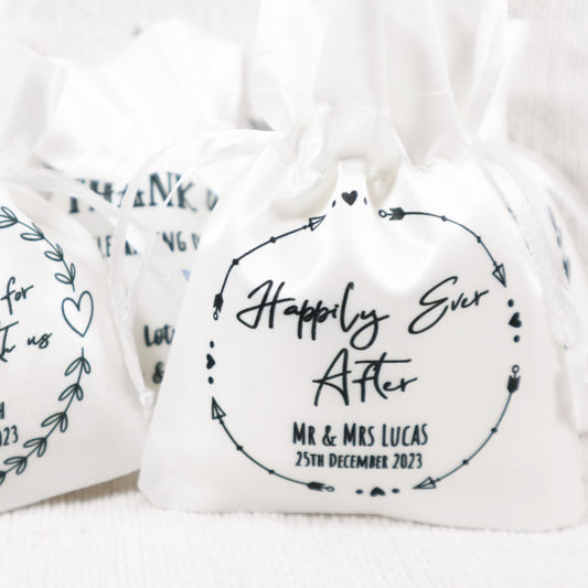 "Happily Ever After" Arrow Wreath Design - Wedding Favour Gift Bags