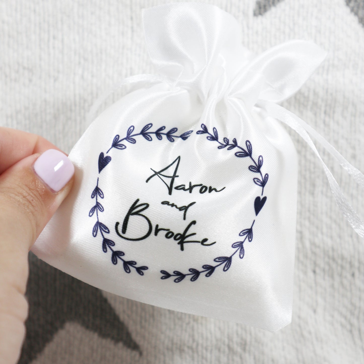 Personalised Name, Wreath Design - Wedding Favour Gift Bags